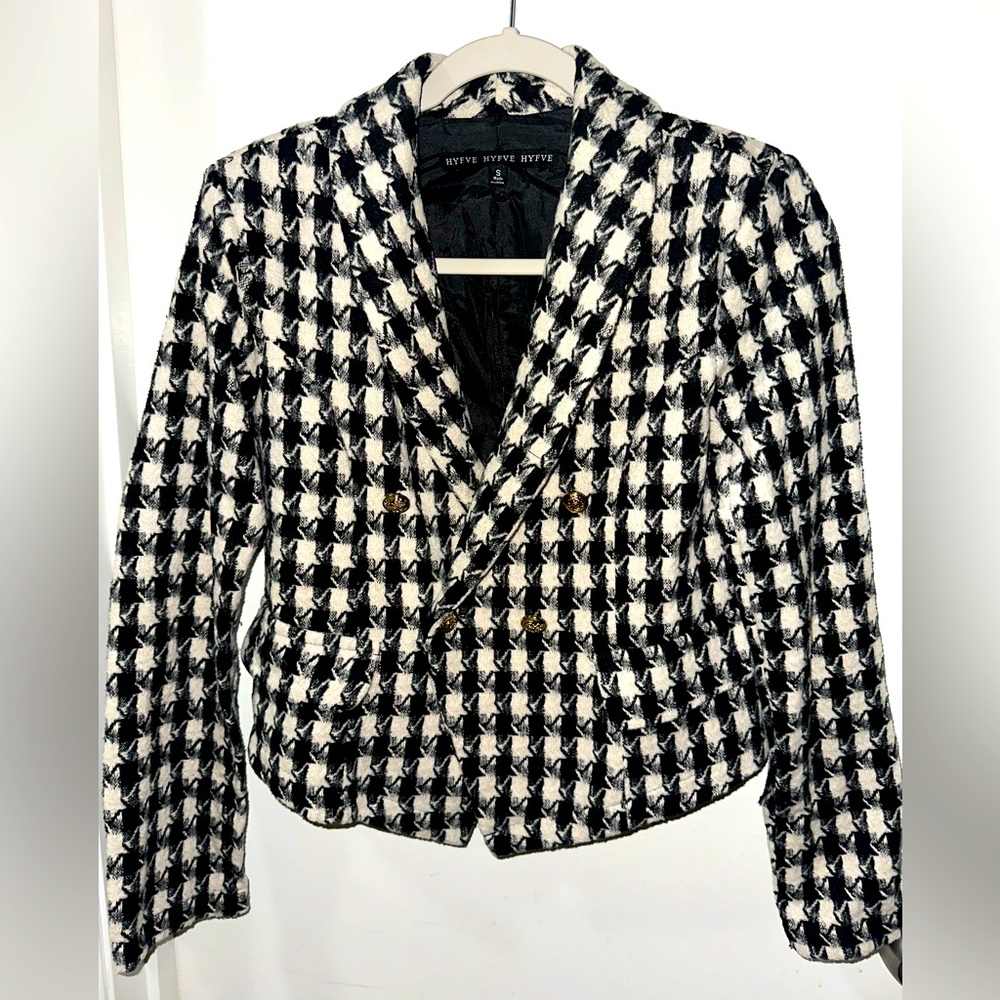 HYFVE Women’s Houndstooth Blazer Jacket